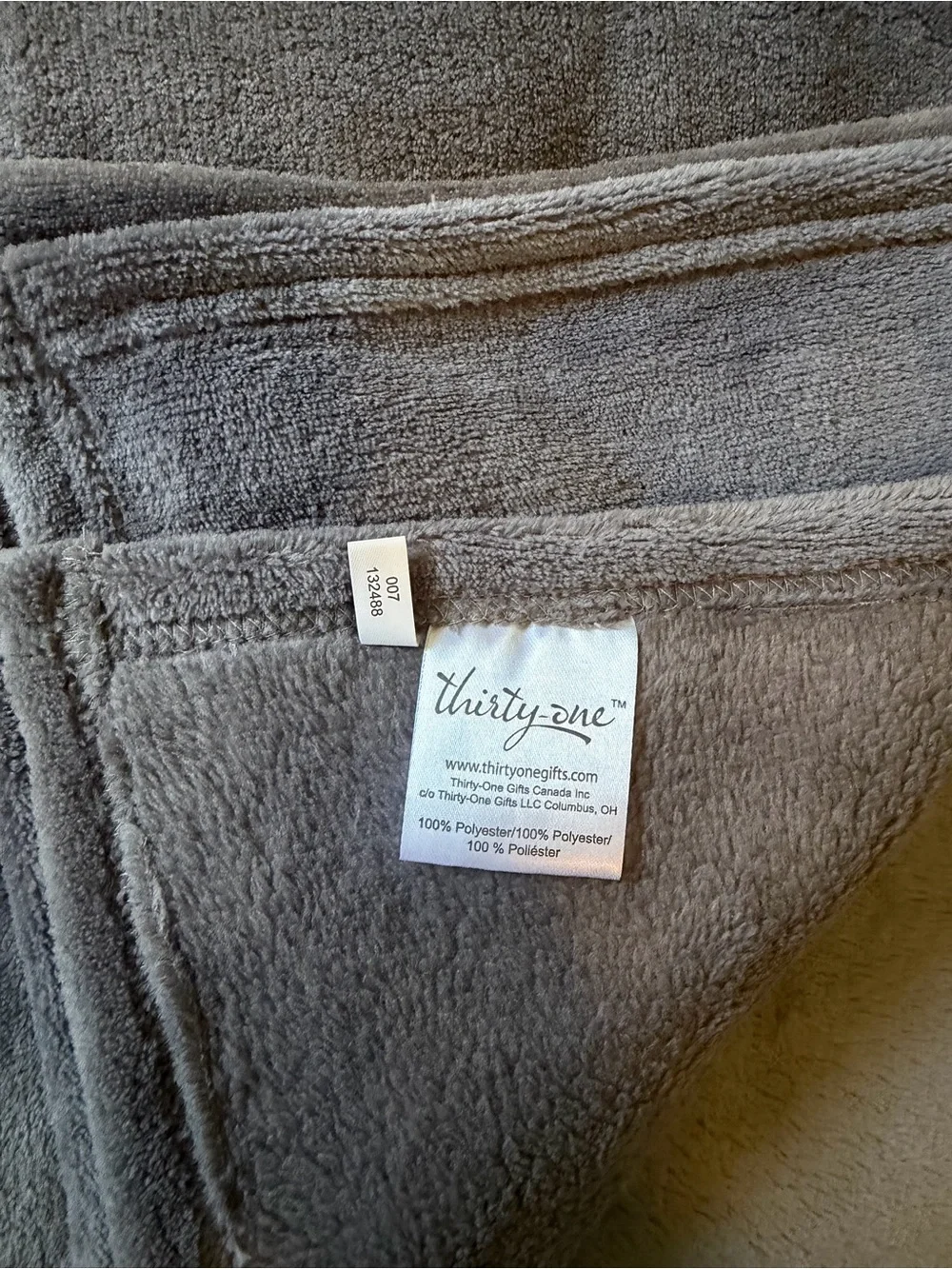 Thirty-One Super Soft Blanket
